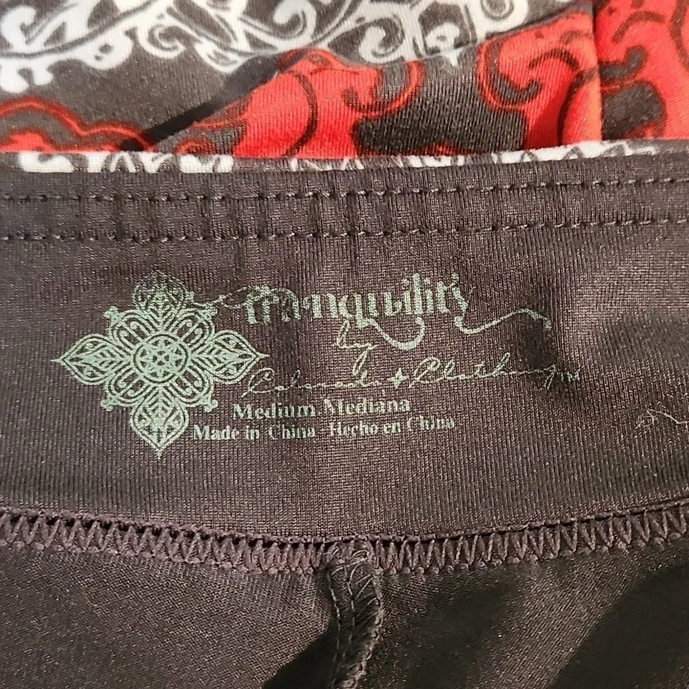 Tranquility Skort Women's Sz medium Red Pink White Gray Active Pull On Stretch